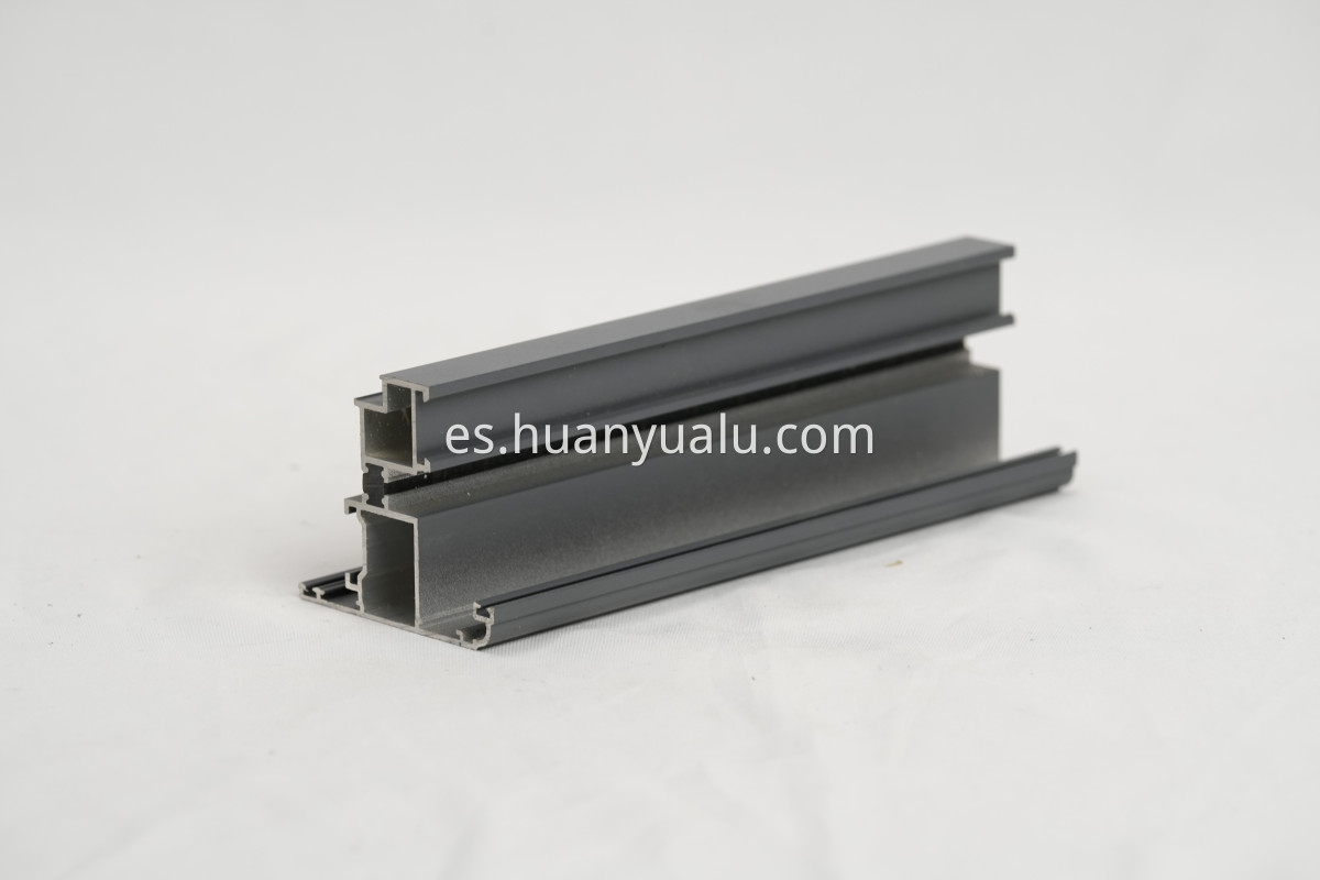 Thermal insulation profiles